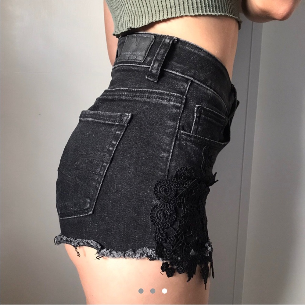 American Eagle black high waisted shorts
